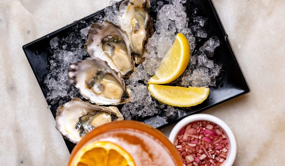 This Darlinghurst Bar Is Serving Up $1 Oysters Every Thursday