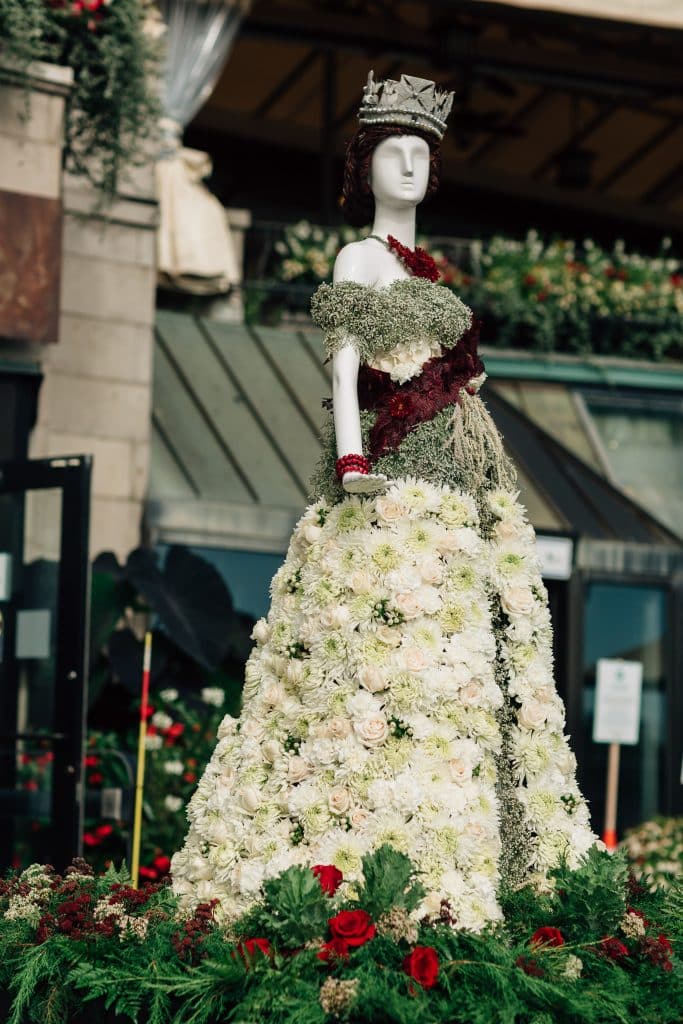 queen victoria mannequin for Fleurs de Villes